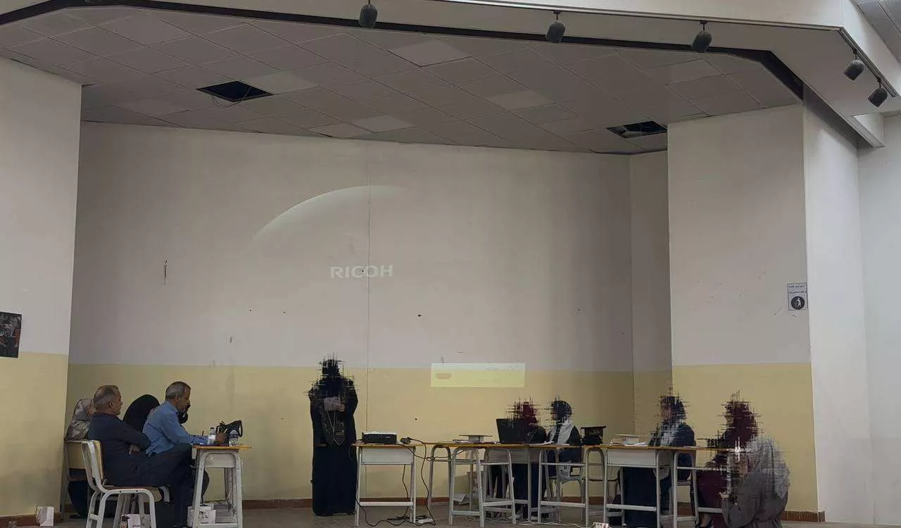 مناقشة مشاريع التخرج