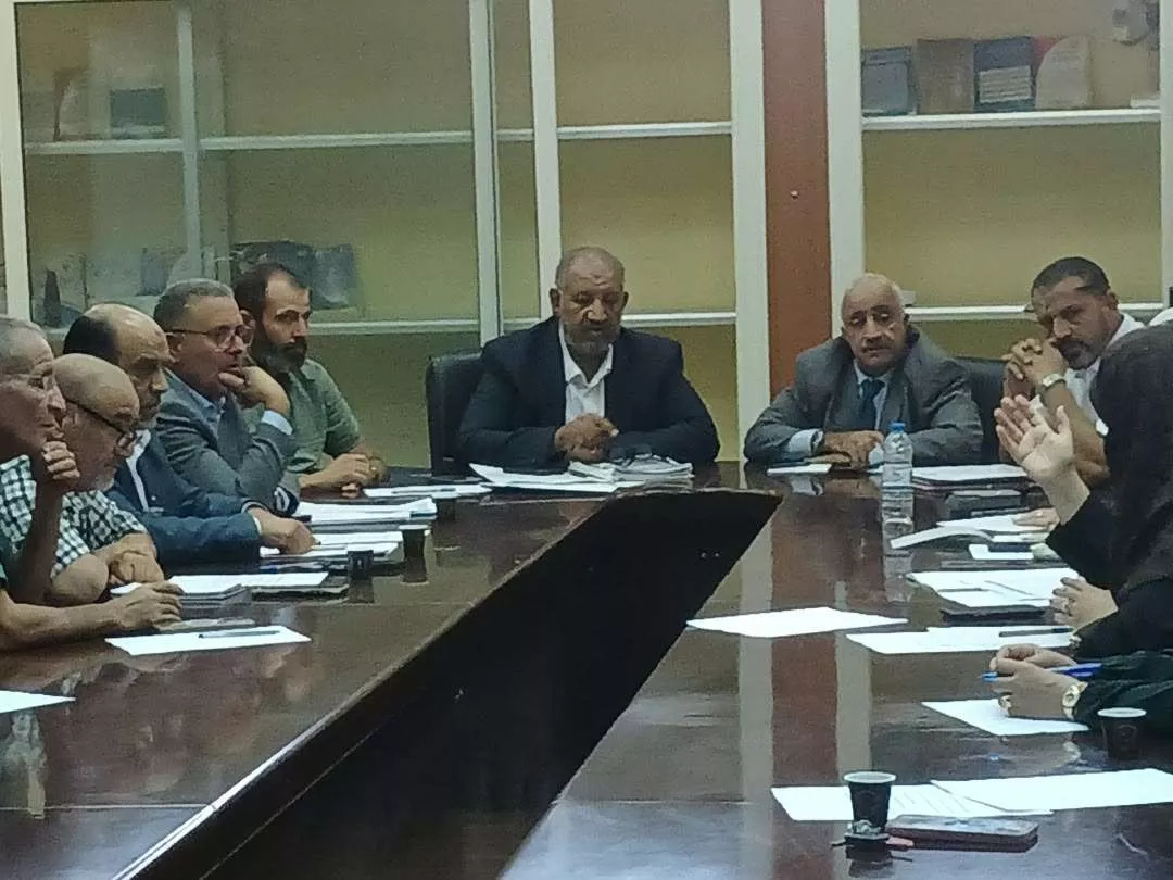 اجتماع وكيل الشؤون العلمية بالجامعة مع وكلاء الشؤون العلمية بالكليات