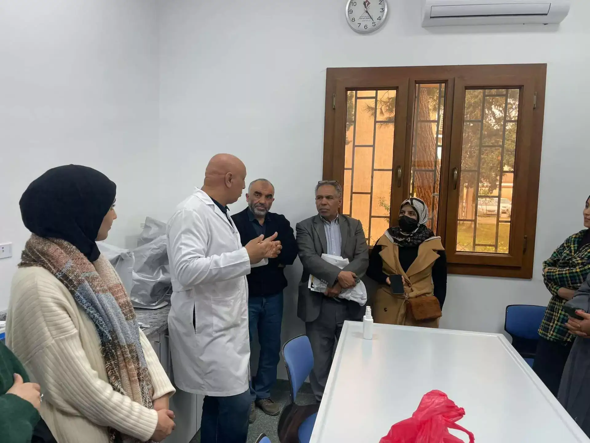 زيارة ميدانية لمركز التقنيات الحيوية بطرابلس، للاستطلاع على الأجهزة المعملية وكيف تشغيلها