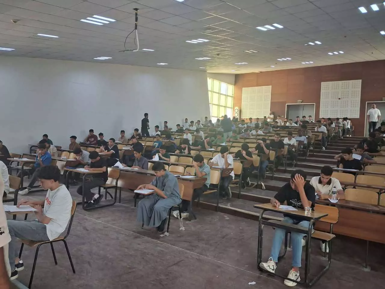 كلية العلوم – غريان تحتضن امتحان المفاضلة لمعهد النفط للتأهيل والتدريب