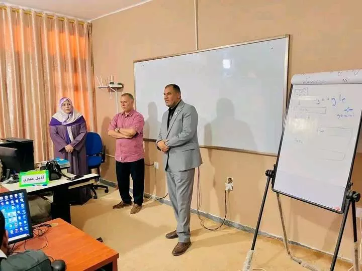 اختتام الدورة التدريبية حول مهارات العروض التقديمية بجامعة غريان
