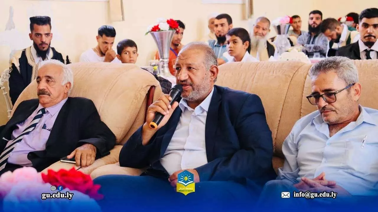 كلية التربية العوينية تحتفل بتخريج دفعة من طلاب قسم اللغة العربية